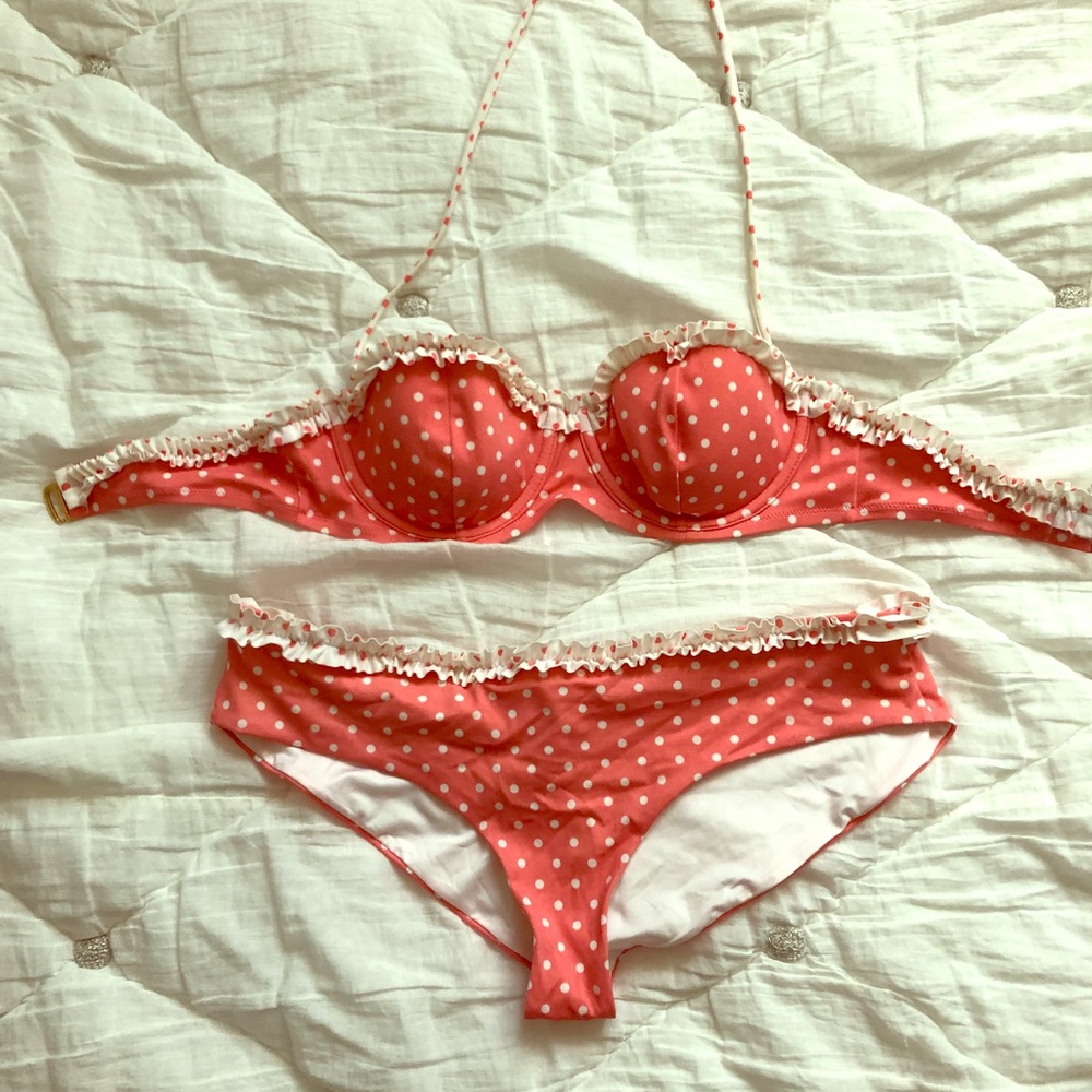 Victoria’s Secret polka dot bikini